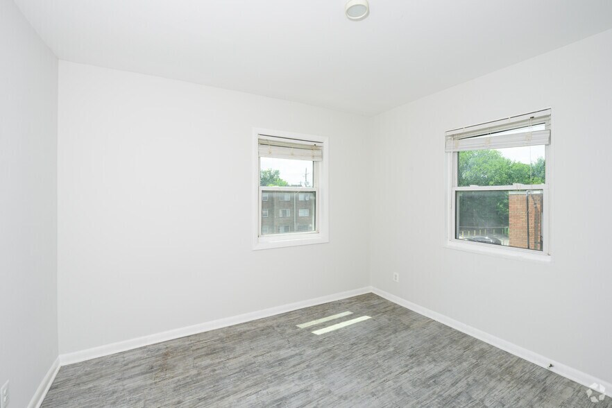 More Photos Of 129 Yuma St SE, Washington Apartments For Sale