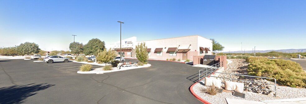 More Photos Of 5555 Mesa Verde Dr, Sierra Vista Medical For Lease