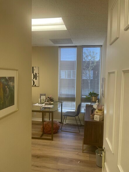 More Photos Of 1101 Dove St, Newport Beach Office For Lease