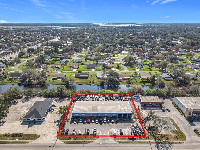 More Photos Of 1156 E Donegan Ave, Kissimmee General Retail For Sale