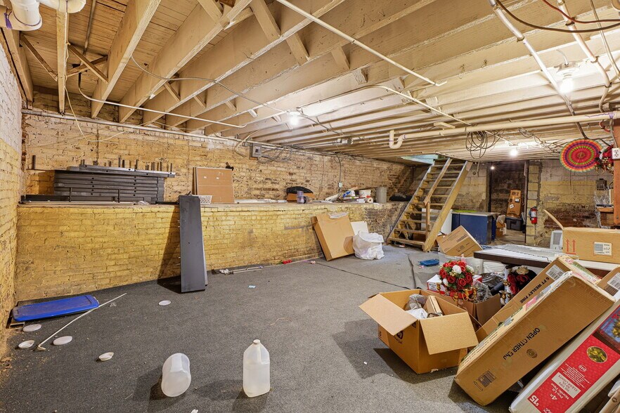 More Photos Of 105 McCreary St, Fort Branch Storefront Retail Office For Sale