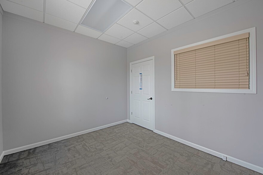 More Photos Of 1360 Montauk Hwy, Mastic Office For Lease