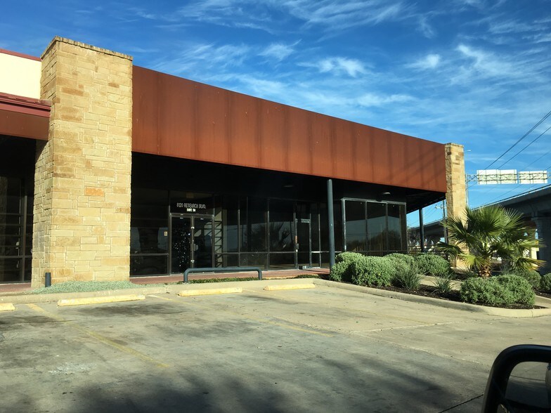 More Photos Of 8120 Research Blvd, Austin Unknown For Lease