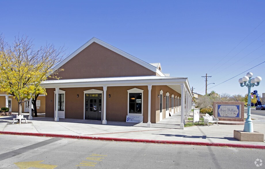 More Photos Of 2011 Mountain Rd NW, Albuquerque General Retail For Sale