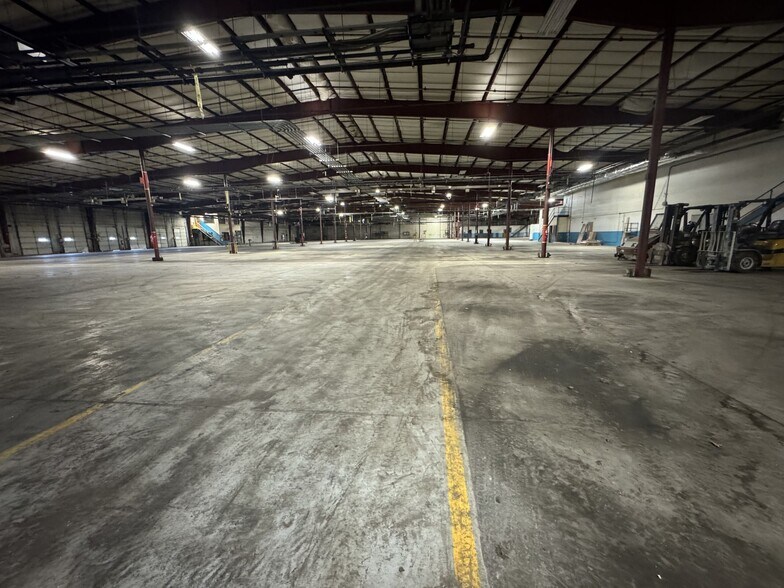 More Photos Of 500 Raybestos Dr, Upper Sandusky Manufacturing For Lease