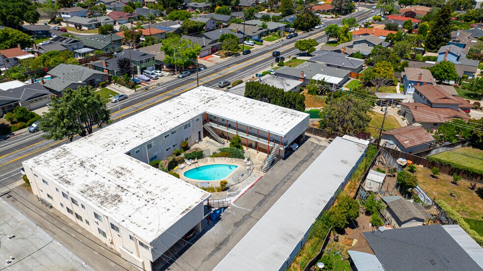 More Photos Of 935 Pomeroy Ave, Santa Clara Apartments For Sale