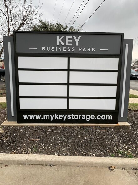 More Photos Of 6209-6213 Grissom Rd, San Antonio Self Storage For Lease