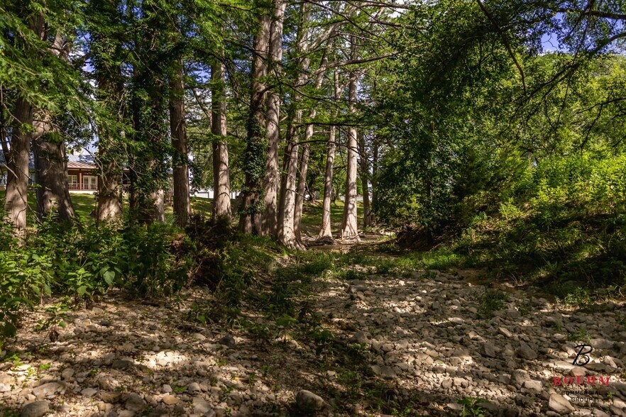 More Photos Of 50500 Interstate 10 W, Comfort Office For Sale