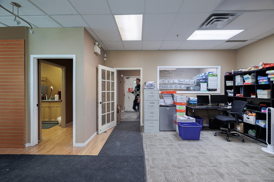 More Photos Of 6701-6777 Fairmount Dr SE, Calgary Warehouse For Lease