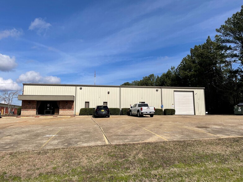 Primary Photo Of 151 Haddox Rd, Ruston Warehouse For Lease