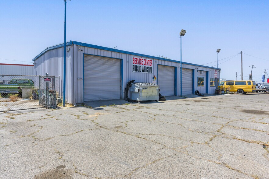 More Photos Of 1450 W Main St, Merced Auto Repair For Sale