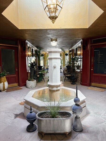 More Photos Of 457 Palm Canyon Dr, Palm Springs Storefront Retail Office For Lease