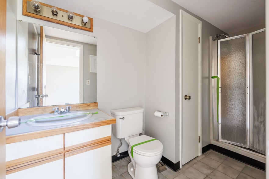 More Photos Of 5692 Pittsford Palmyra Rd, Pittsford Office Residential For Sale