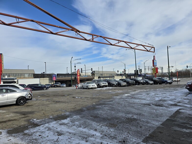 More Photos Of 4801 W Grand Ave, Chicago Carwash For Sale