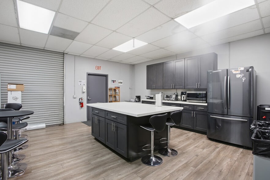 More Photos Of , Anaheim Industrial For Sale