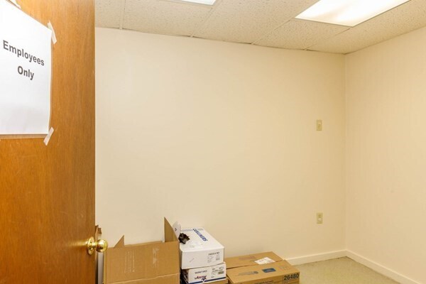 More Photos Of 33 Electric Ave, Fitchburg Medical For Lease