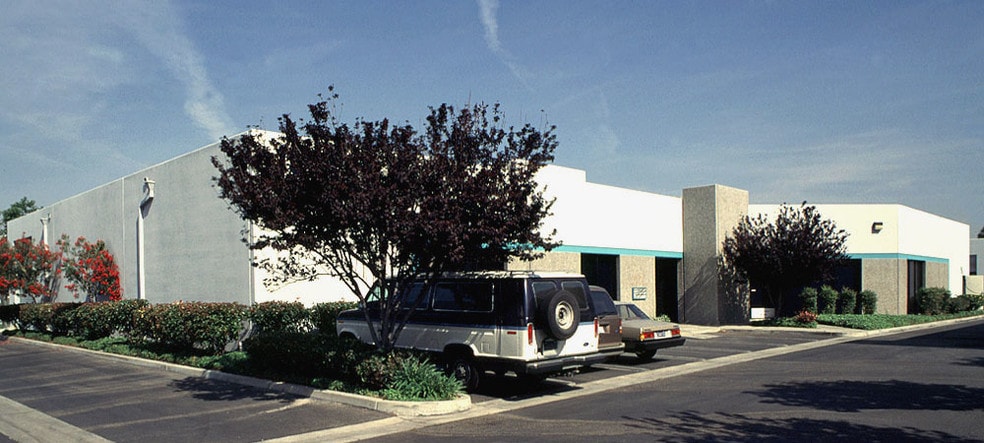 More Photos Of 1961 E Miraloma Ave, Placentia Unknown For Lease