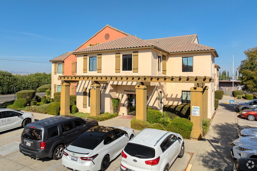 More Photos Of 1275 Tharp Rd, Yuba City Office For Sale