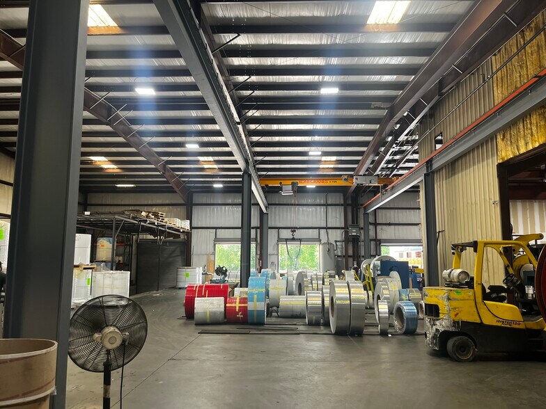 More Photos Of 13 McBride St, Newnan General Retail For Sale