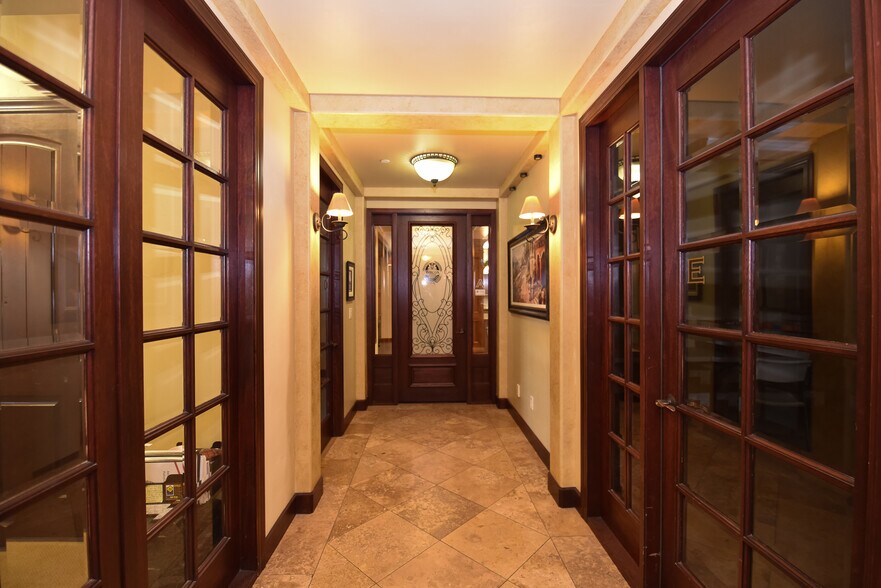 More Photos Of 377 N Marshall Way, Layton Office For Lease