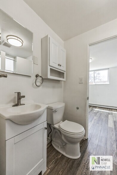 More Photos Of 2551 W Caithness Pl, Denver Apartments For Sale