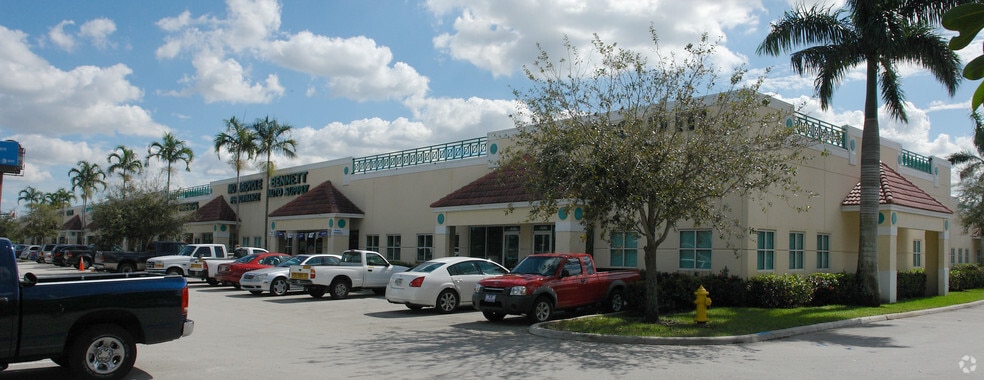 More Photos Of 11850 W State Road 84, Davie Warehouse For Lease