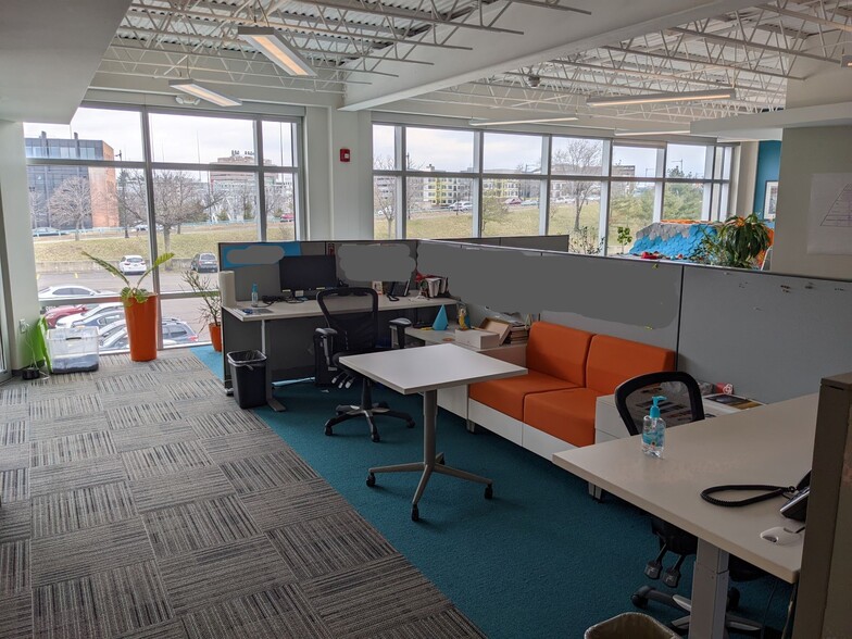 More Photos Of 186 Alewife Brook Pky, Cambridge Office For Lease