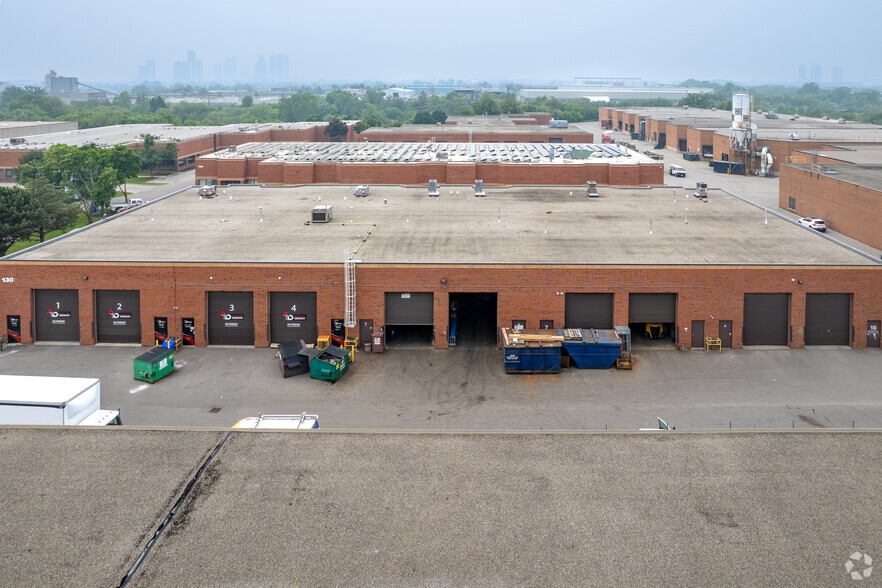 More Photos Of 130 Bradwick Dr, Concord Warehouse For Lease