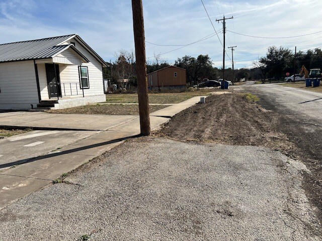 More Photos Of 902 Bevans St., Menard General Retail For Sale