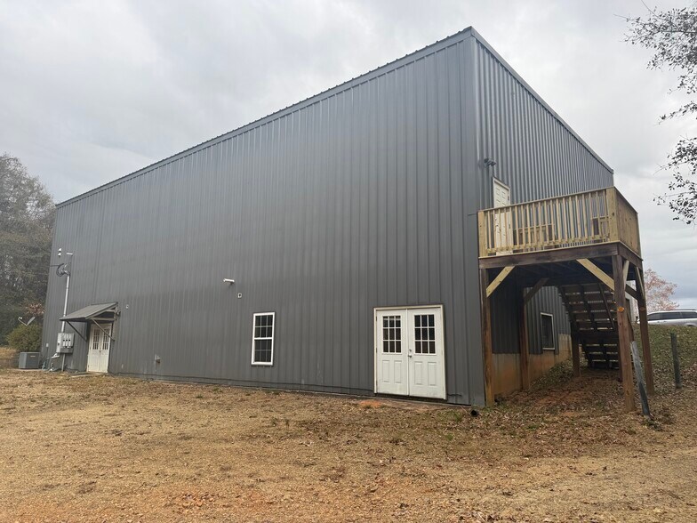 More Photos Of 320 Mill Creek Dr, Hull Religious Facility For Lease