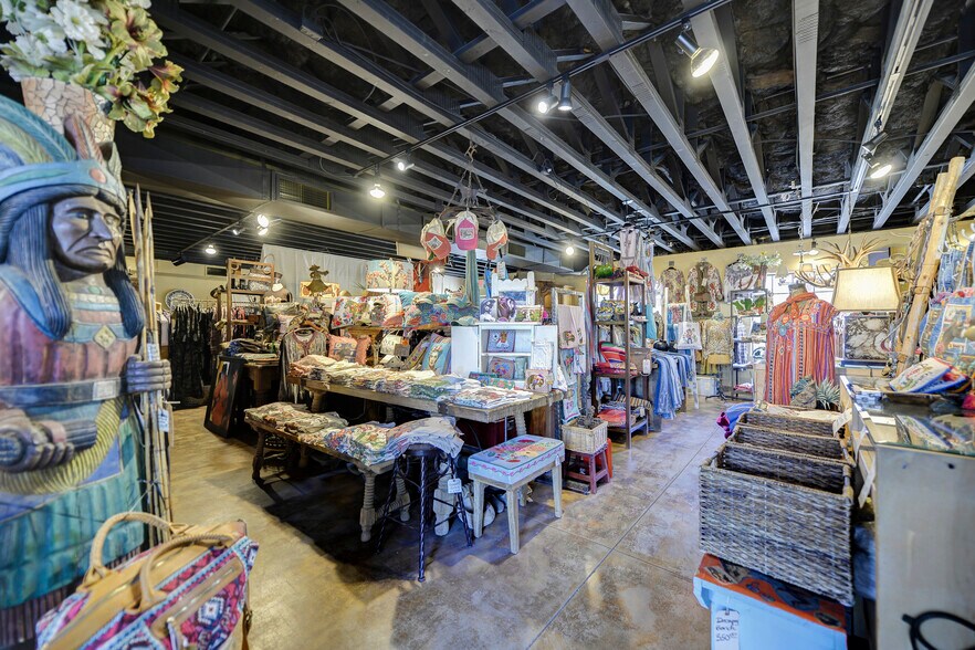 More Photos Of 6195 E Cave Creek Rd, Cave Creek Storefront Retail Office For Sale