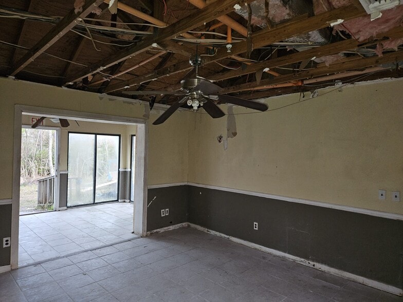 More Photos Of 11921 Caruso Dr, Panama City Assisted Living For Sale