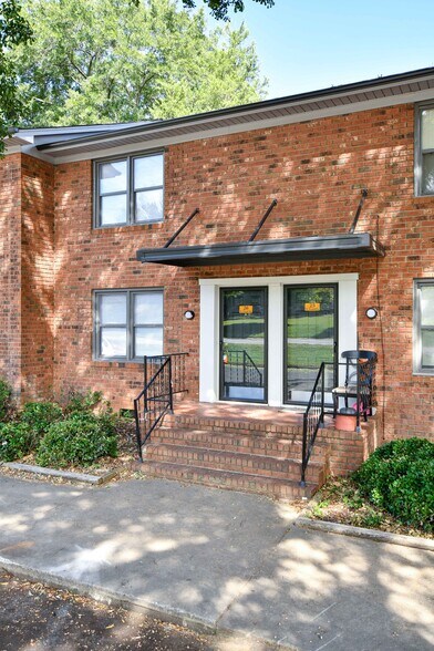 More Photos Of 1114 N Franklin Rd, Greenville Apartments For Sale