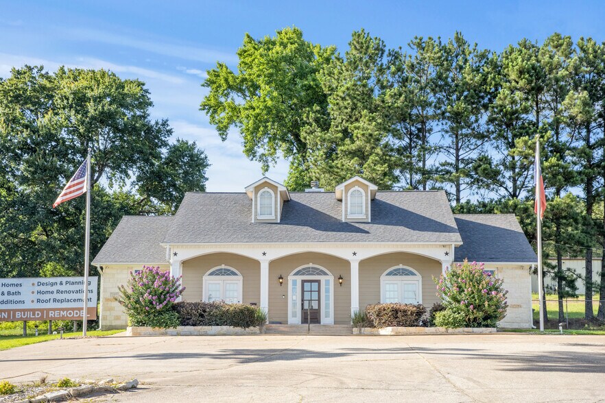 More Photos Of 140 State Highway 19, Huntsville Loft Creative Space For Sale