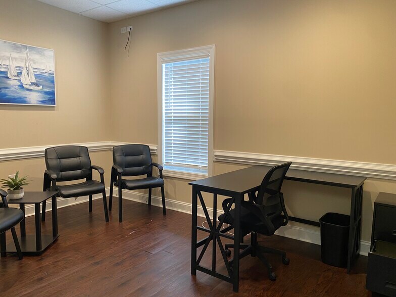 More Photos Of 2929 Breezewood Ave, Fayetteville Office For Sale