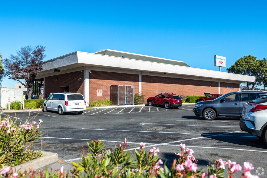 More Photos Of 3445 Sonoma Blvd, Vallejo Bank For Sale