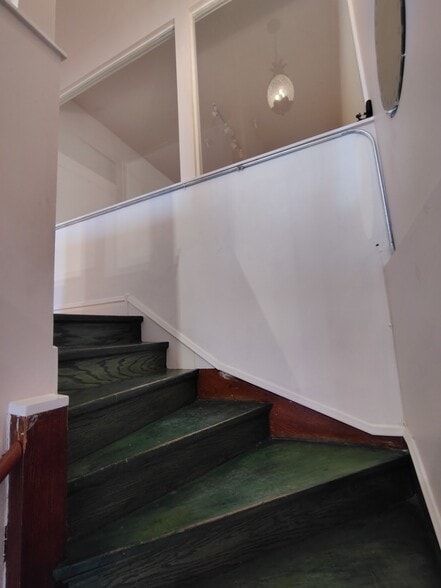 More Photos Of 3317 W Fullerton Ave, Chicago Storefront Retail Office For Lease