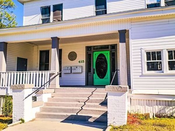 More Photos Of 415 Dewey St, Waycross Apartments For Sale