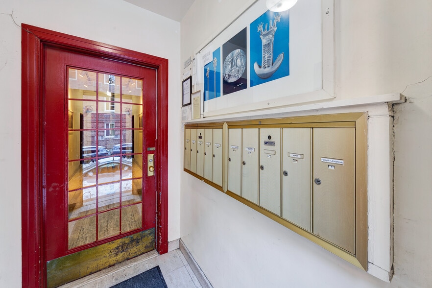 More Photos Of 538 E 89th St, New York Apartments For Sale