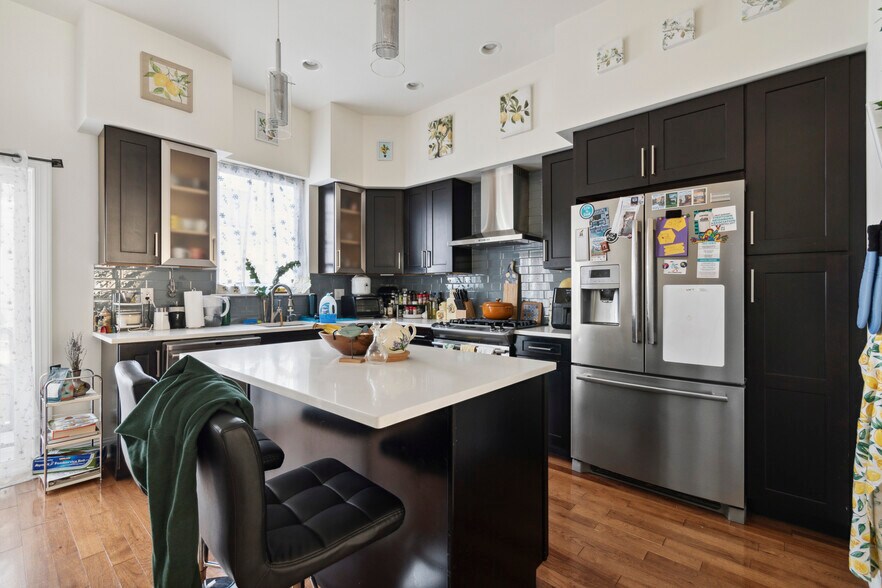 More Photos Of 1860 Frankford Ave, Philadelphia Storefront Retail Residential For Sale