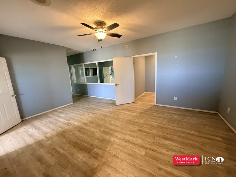 More Photos Of 3701 N Frankford Ave, Lubbock Industrial For Sale