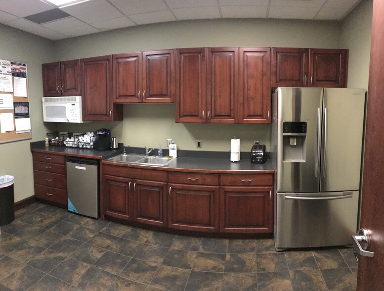 More Photos Of 552-580 W 800 N, Orem Medical For Sale
