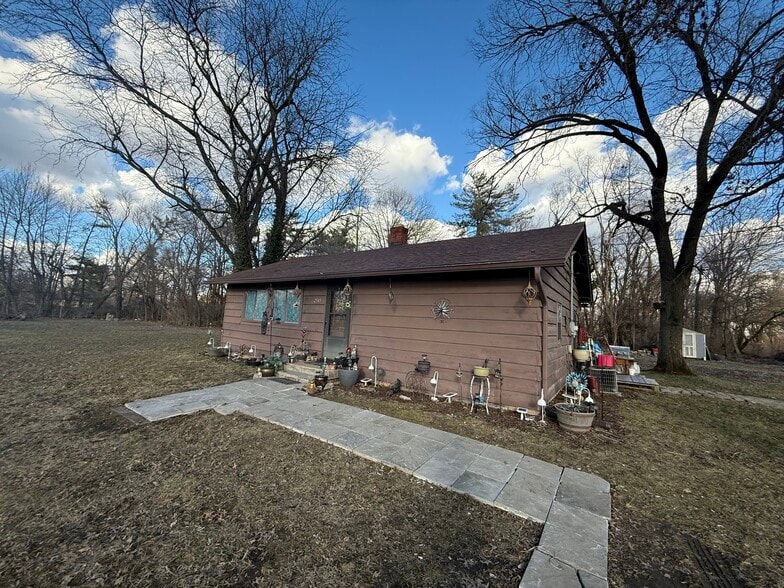 More Photos Of 2345 S Arlington Ave, Indianapolis Land For Sale
