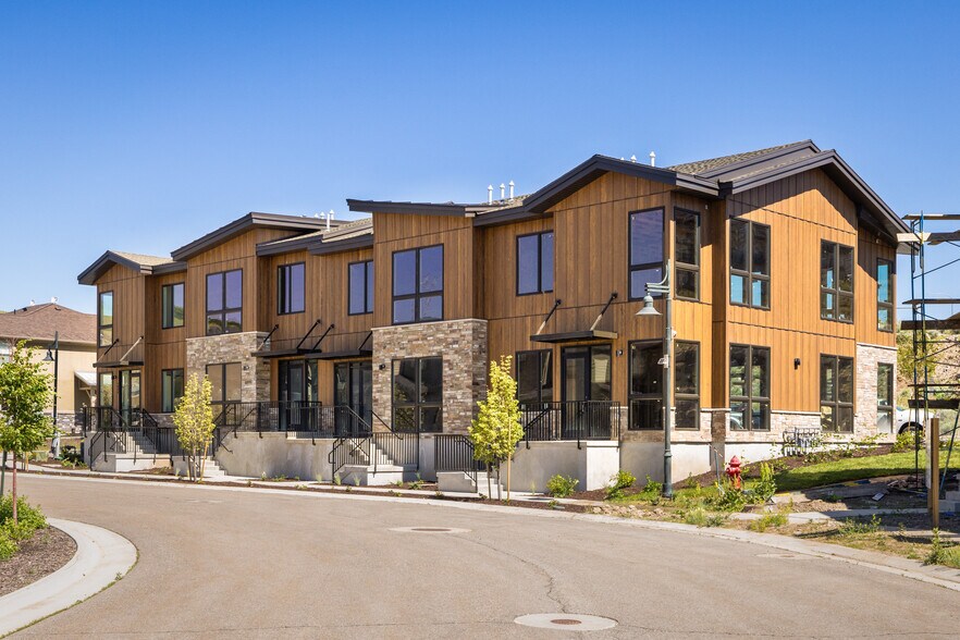 More Photos Of 1086 W Wasatch Spring Rd, Kamas Office Residential For Sale