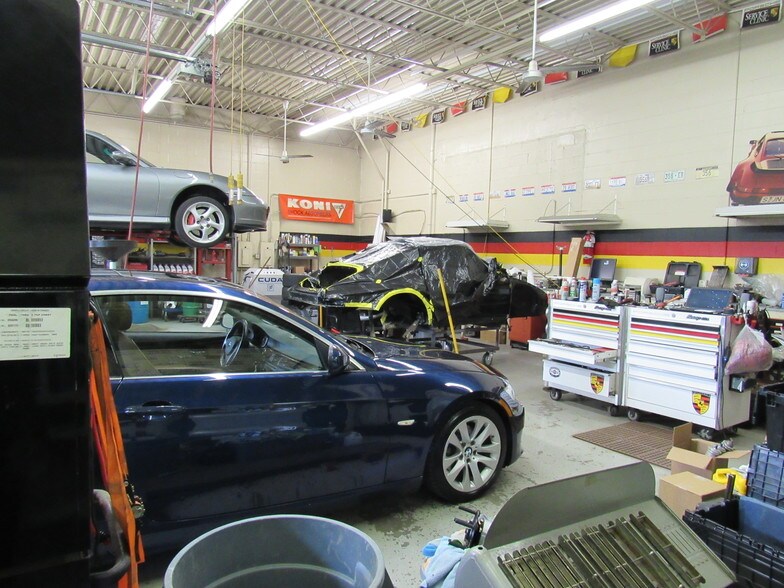 More Photos Of 4794 S Dixie Dr, Dayton Auto Repair For Lease