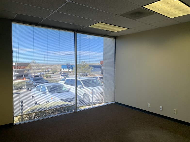 More Photos Of 444 Executive Center Blvd, El Paso Office For Lease