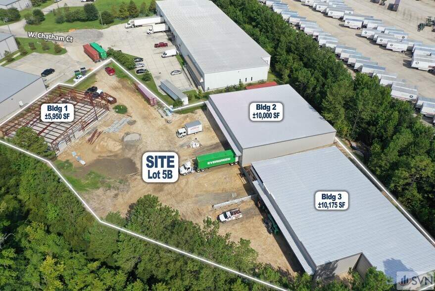 More Photos Of 38 W Chatham Ct, Garden City Warehouse For Lease