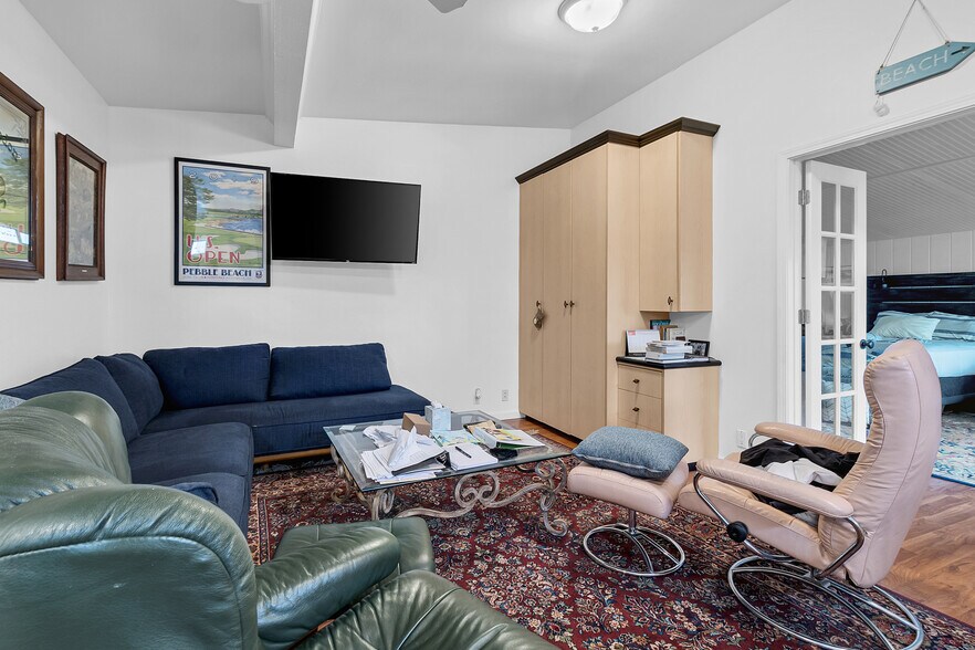 More Photos Of 883 Lighthouse Ave, Monterey General Retail For Sale