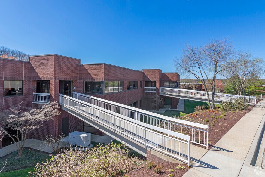 More Photos Of 1111 Benfield Blvd, Millersville Office For Lease
