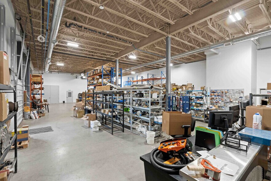 More Photos Of 560 Echo St, Vars Manufacturing For Sale